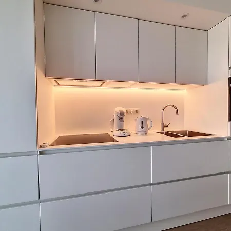 Apartment Luxe App Met *
